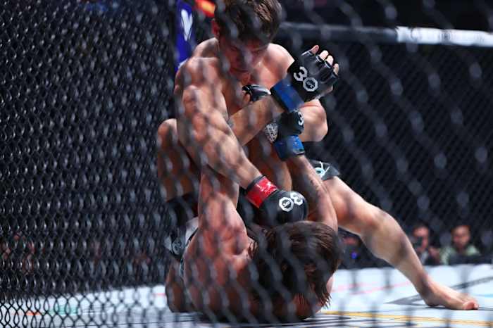 Evloev is unbeaten in his career.